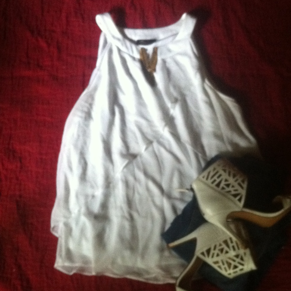 💕NWOT😍 Sheer white dress blouse 💖